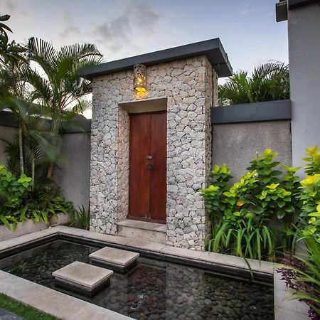 Villa Nadya Seminyak  Ngoại thất bức ảnh