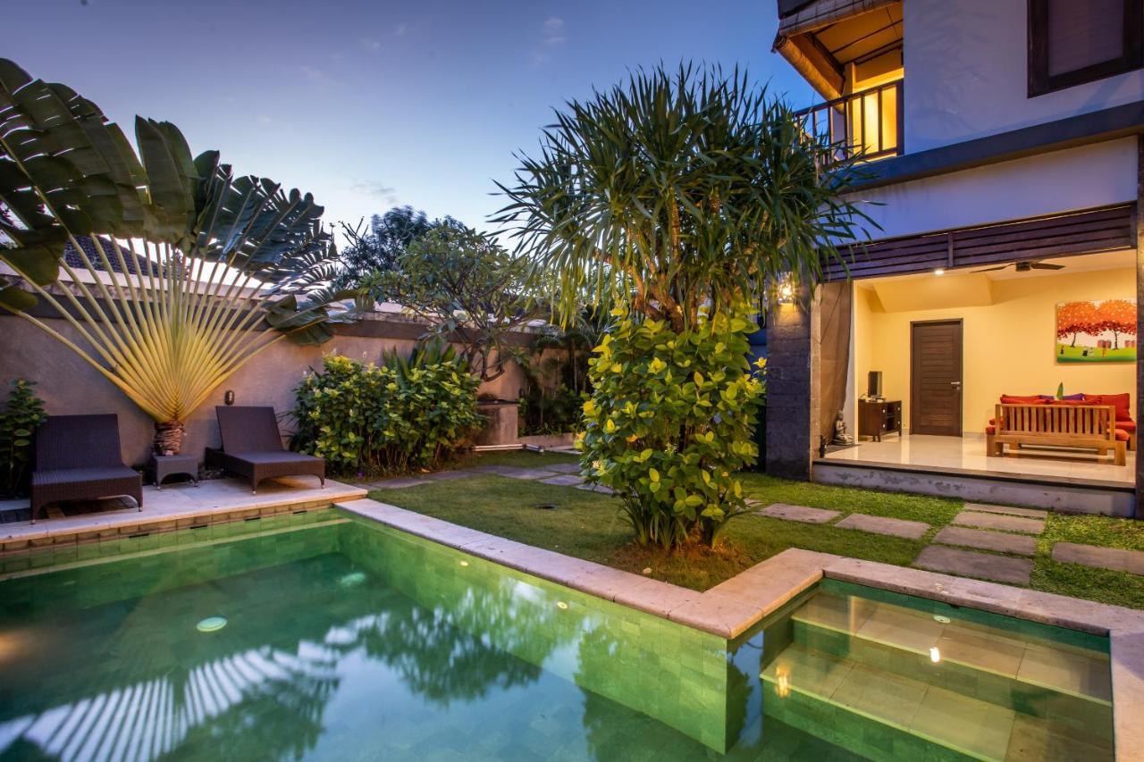 Villa Nadya Seminyak  Ngoại thất bức ảnh