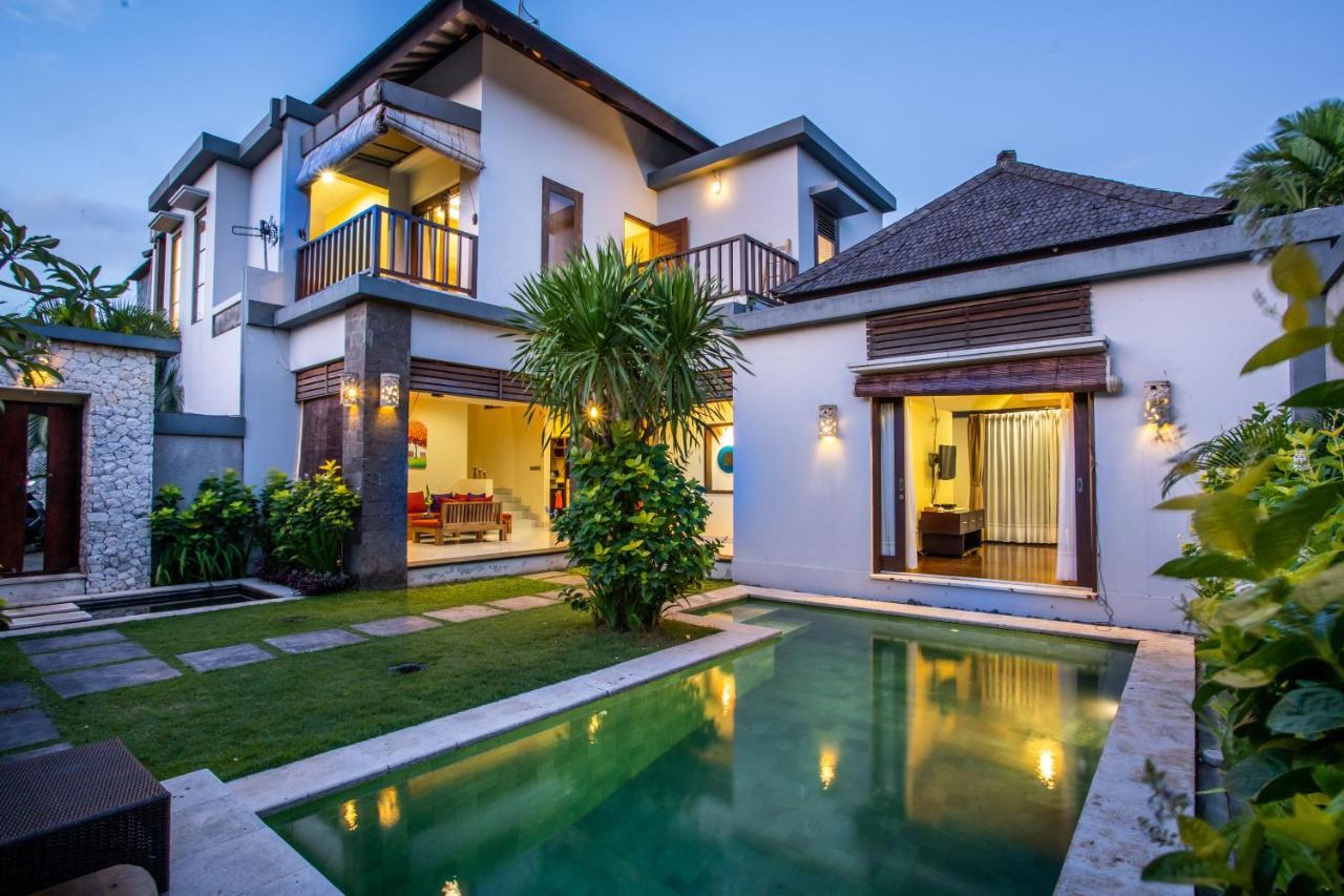 Villa Nadya Seminyak  Ngoại thất bức ảnh